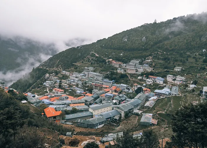 Mountain Lodges Of Nepal - Namche